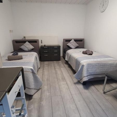 Neuburg Ferienwohnung Am Schloss نوبورغ آن دي دوناو المظهر الخارجي الصورة